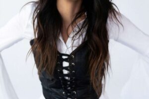 Kristina Marinova Plays Grateful Dead at Sweetwater