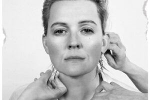 Brandi Carlile unveils new expanded commentary version of acclaimed album “Returning To Myself”