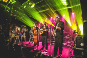 Prowlers in the Graveyard – The Henhouse Prowlers Pack Martyrs For Three Days Over Halloween Weekend 2025