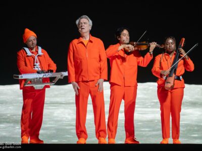 David Byrne in San Francisco: Who Is This Guy?!