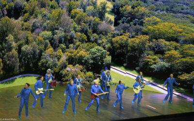 David Byrne Turns the Dolby Theatre Into a Joyful, Surreal Playground