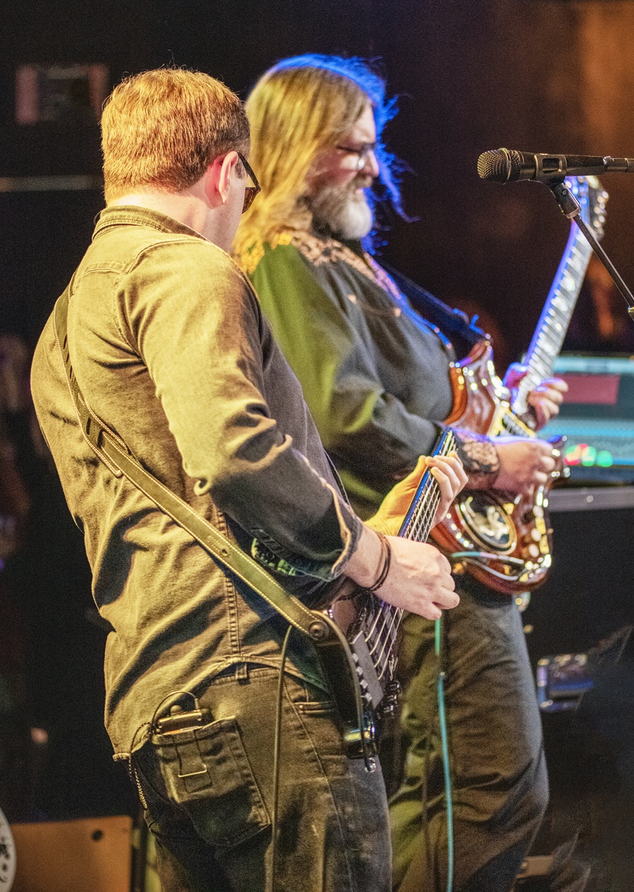 Left to Right David Alderman Bass Mik Bondy Lead Guitar - Grateful Web