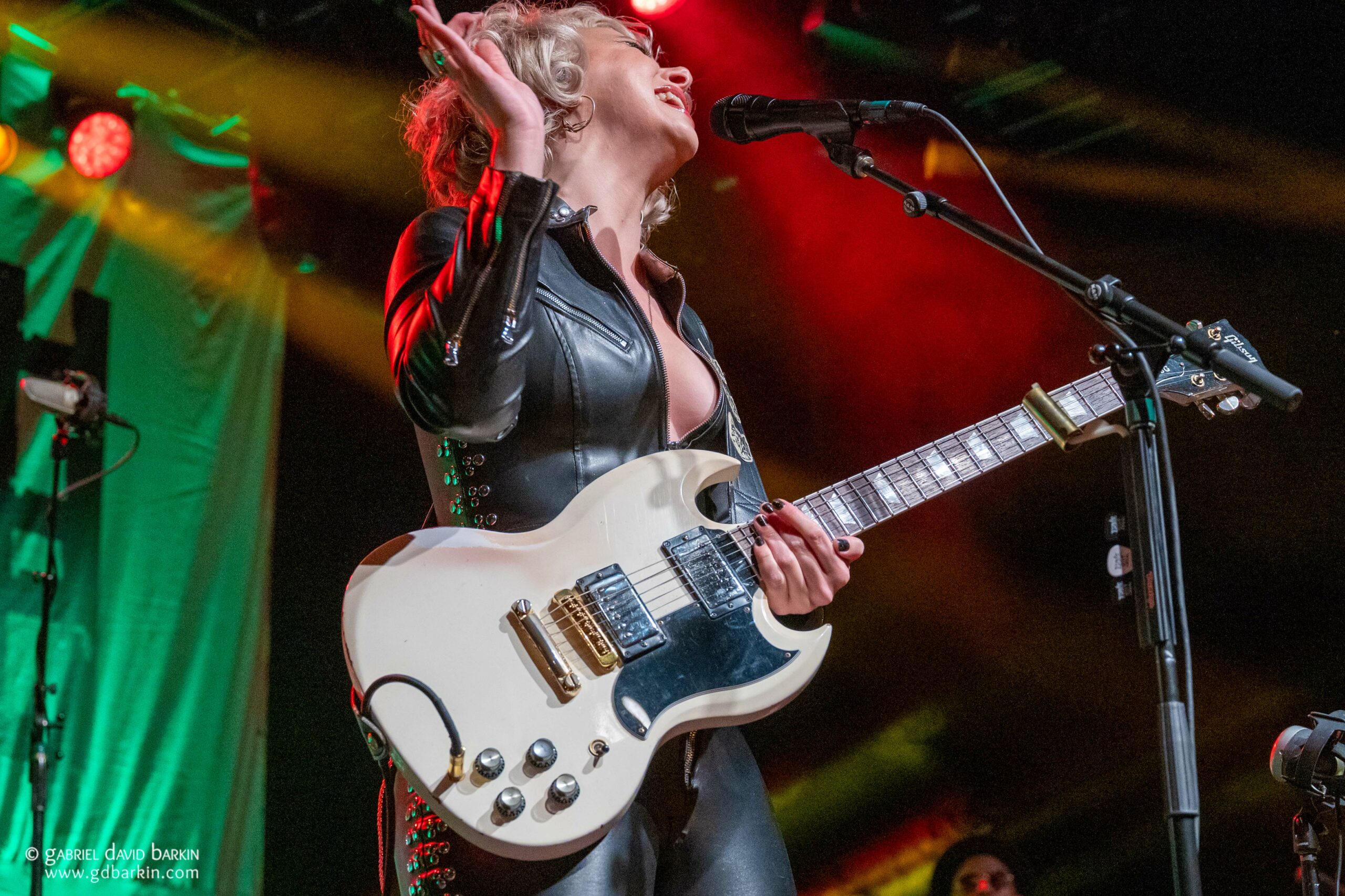 Samantha Fish at Fillmore 2025-11-19 GDBarkin-6 - Grateful Web