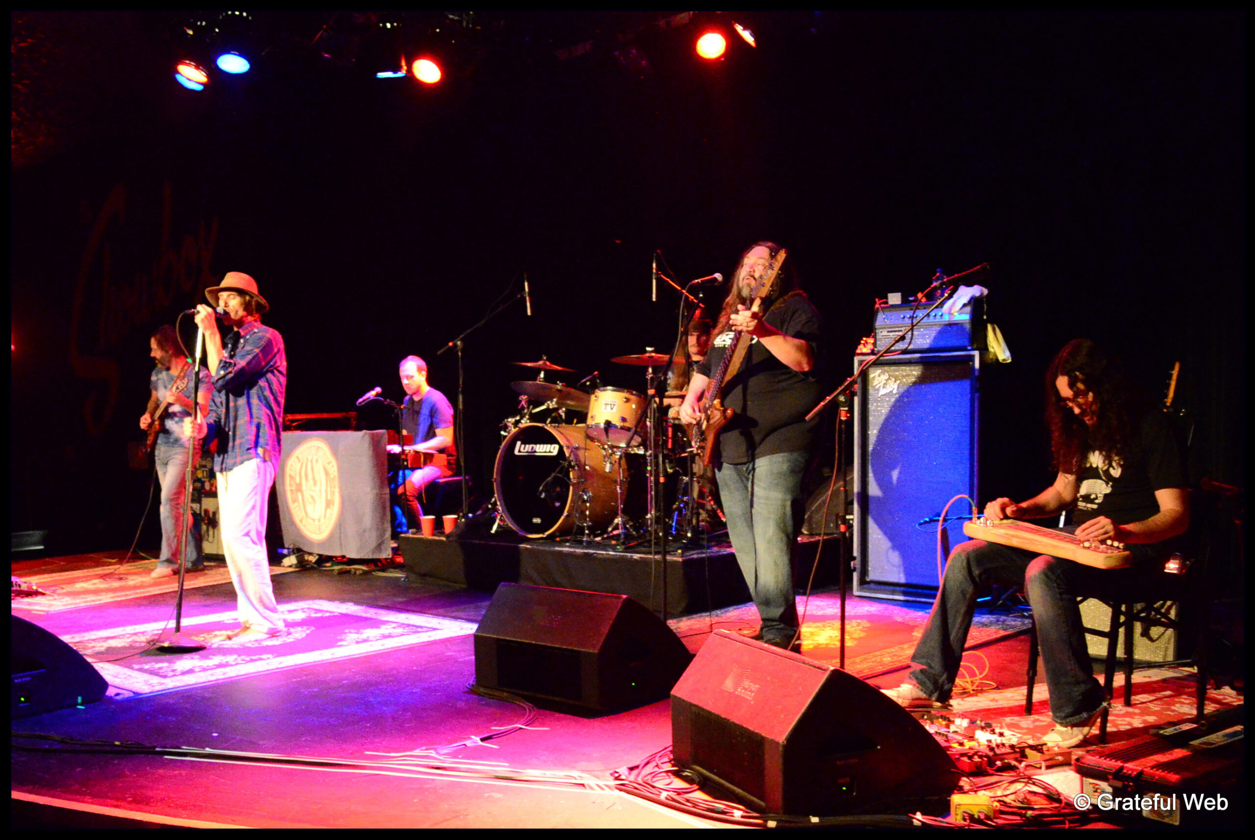 hard-working-americans-seattle-2016-12 - Grateful Web