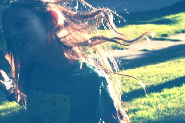 Ethereal Indie Pop at Its Finest: ‘Violet’ by Priscilla Sab