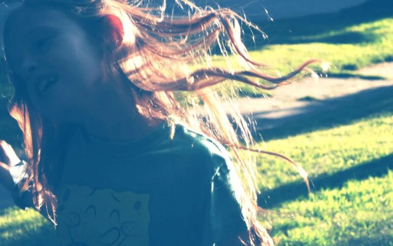 Ethereal Indie Pop at Its Finest: ‘Violet’ by Priscilla Sab