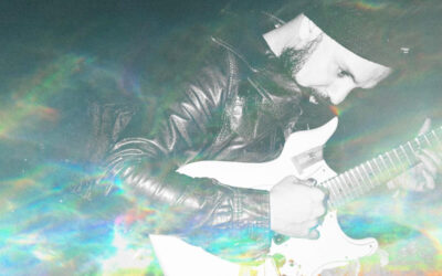 Tom Hamilton shares “Walking Backwards” – a Mid-Tempo Rocker for a World in Reverse