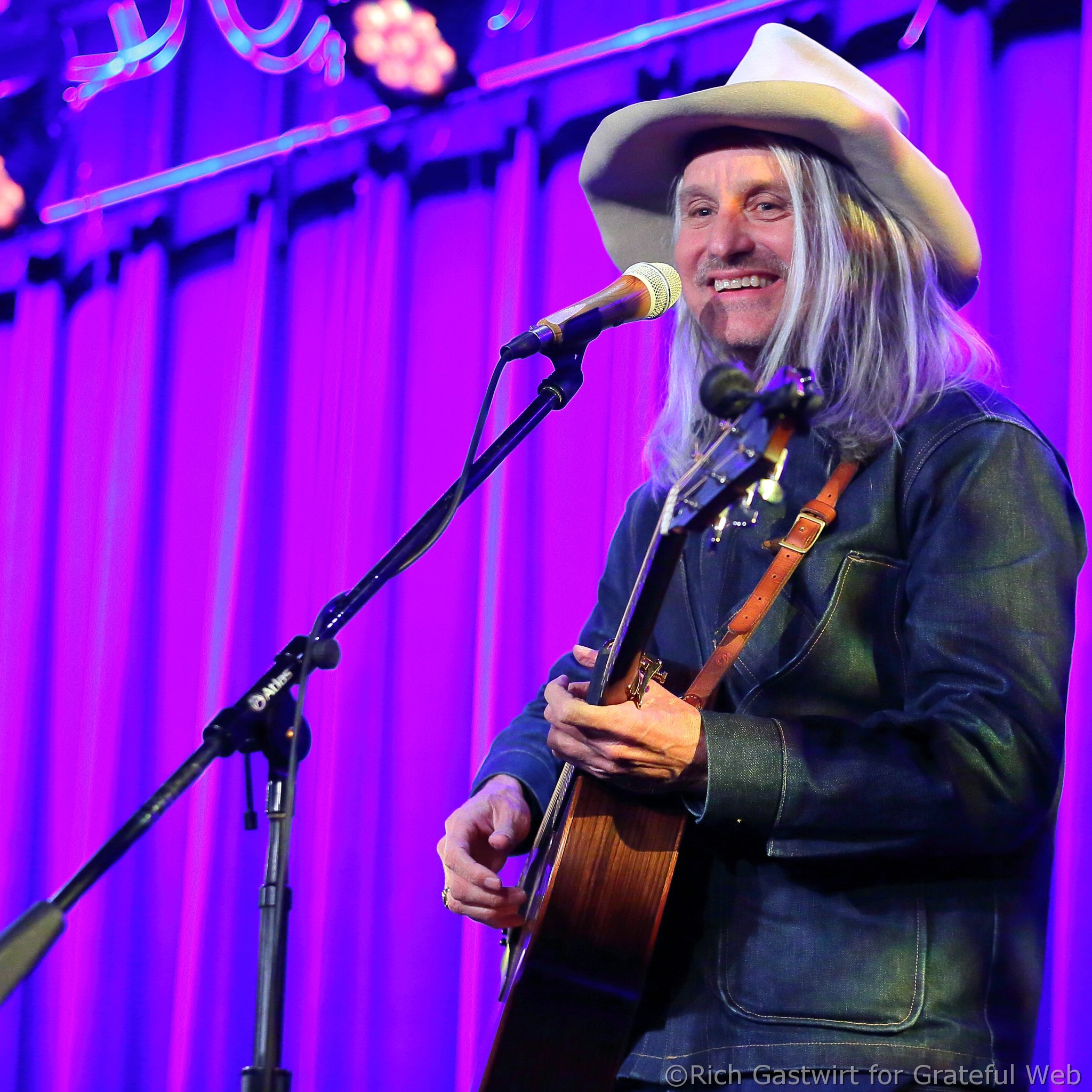 Steve Poltz Announces Extensive Canadian Tour For Spring 2026 Supporting New Album ‘Joyride’