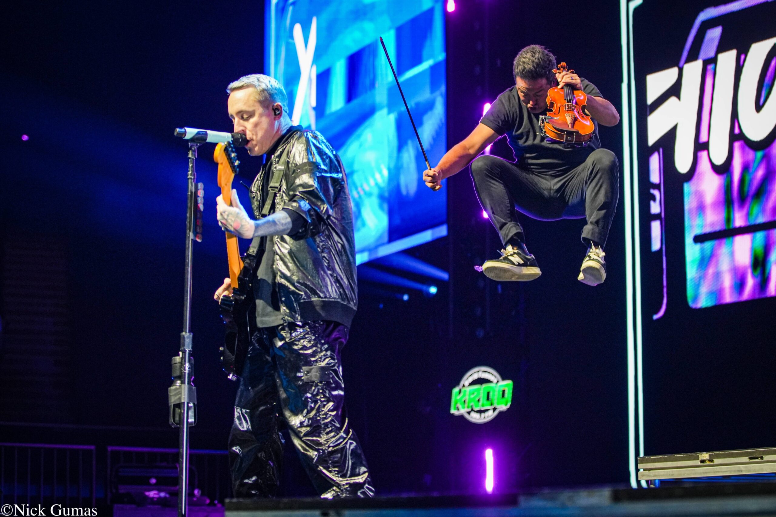 Audacy’s KROQ Almost Acoustic Christmas